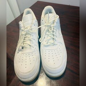 Nike White Men's Sneakers
